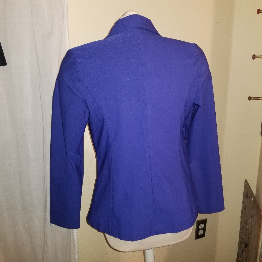 Soho apparel blazer. Size M - Picture 5 of 9